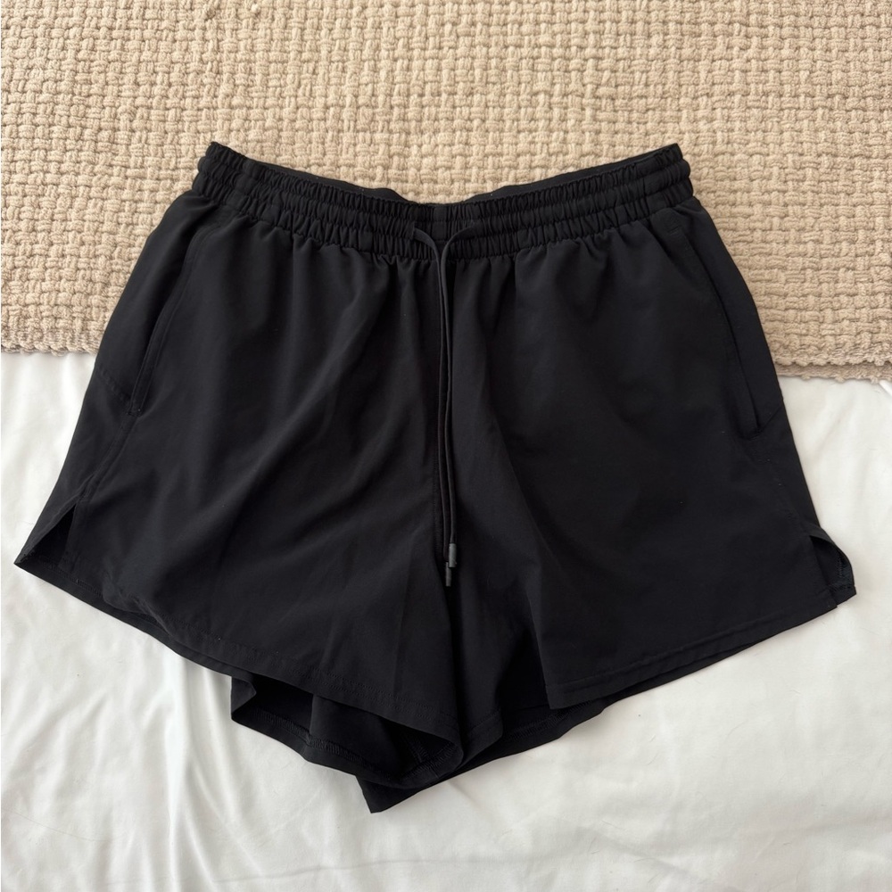 Lululemon Athletica Pace Rival High Rise Shorts